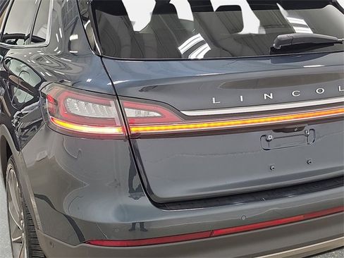 Used 2023 Lincoln Nautilus Reserve w/ Equipment Group 202A image 31