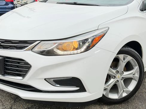 Used 2017 Chevrolet Cruze Premier FWD image 87