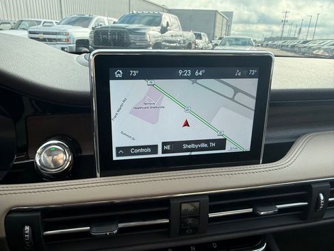 Used 2022 Lincoln Corsair Reserve w/ Equipment Group 201A image 15