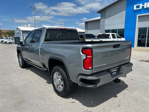 New 2026 Chevrolet Silverado 2500 High Country w/ Technology Package AWD/4WD image 5