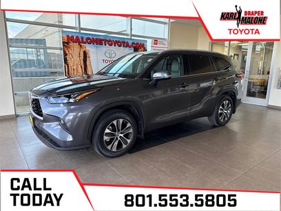 Used 2022 Toyota Highlander XLE