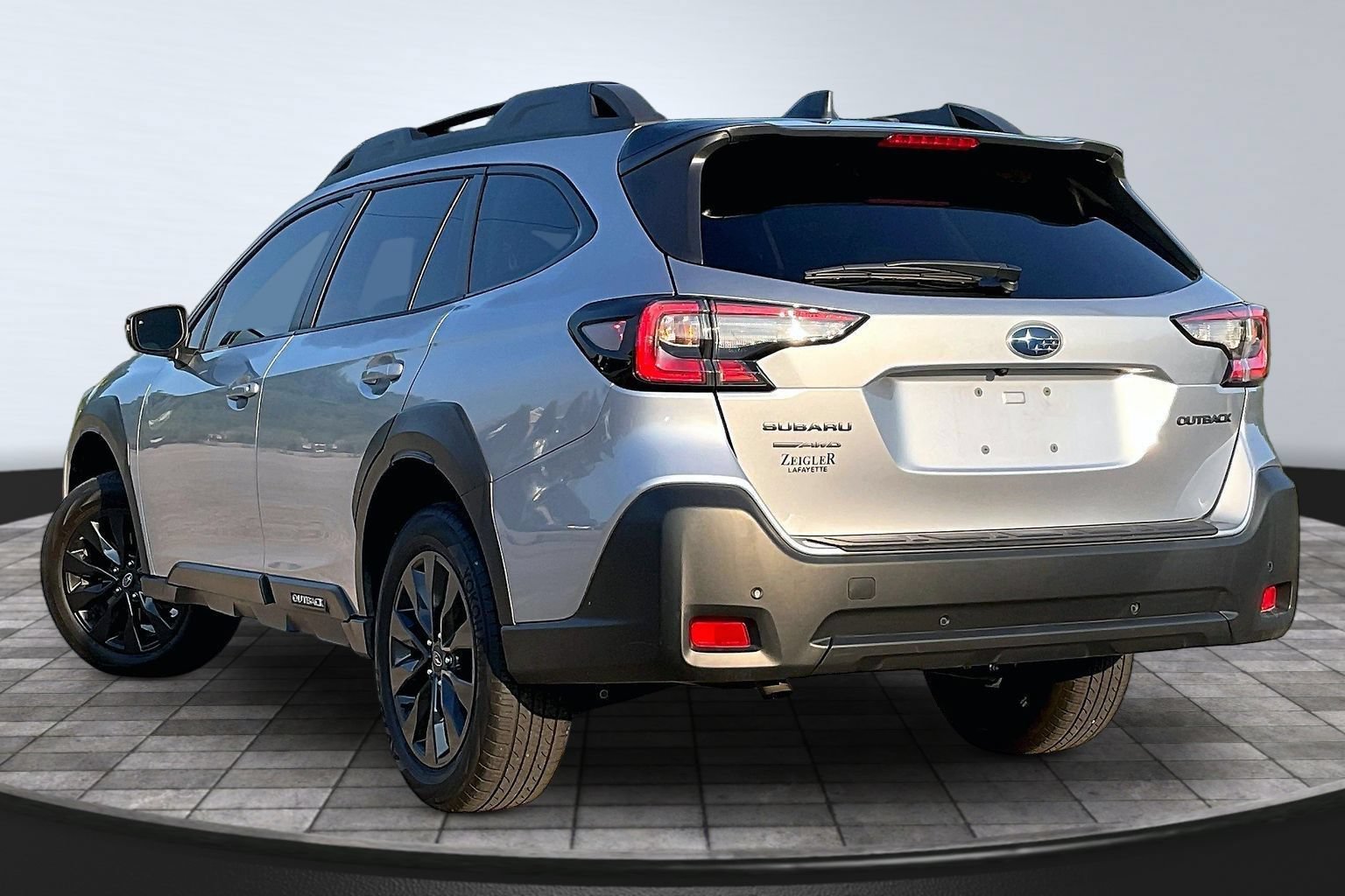 Used 2024 Subaru Outback Onyx Edition AWD/4WD image 11