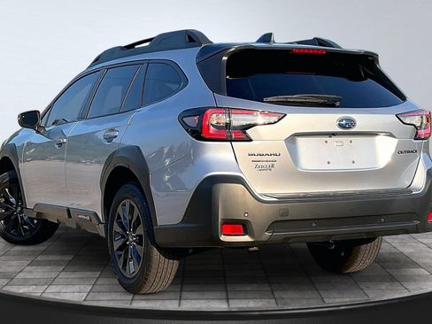 Certified 2024 Subaru Outback Onyx Edition AWD/4WD image 11