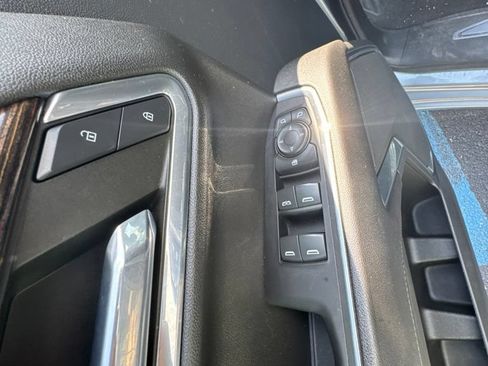 Used 2023 GMC Sierra 1500 Elevation AWD/4WD image 11
