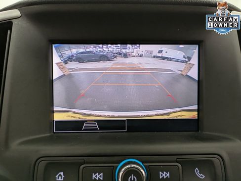 Used 2023 GMC Terrain SLE w/ Driver Convenience Package image 13