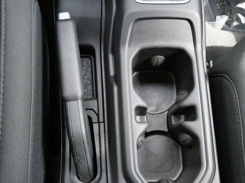 Used 2019 Jeep Wrangler Unlimited Sahara w/ Cold Weather Group AWD/4WD image 16