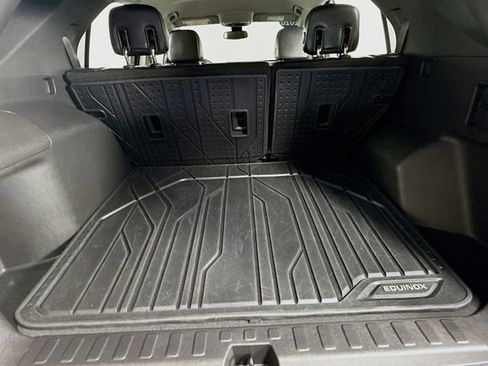 Used 2020 Chevrolet Equinox Premier image 34