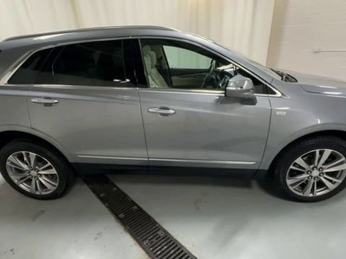 Certified 2024 Cadillac XT5 Premium Luxury AWD/4WD image 9