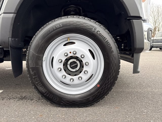 New 2026 Ford F550 4x4 Supercab Super Duty image 11