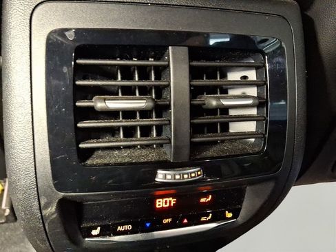 Used 2018 BMW X3 xDrive30i image 11