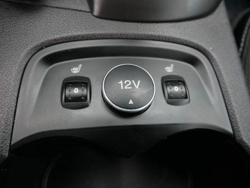 Used 2014 Ford Focus SE w/ SE Winter Package FWD image 31