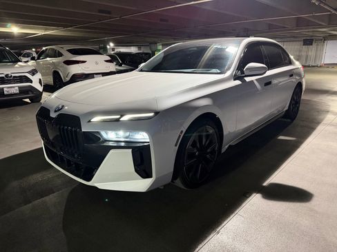 Used 2023 BMW 740i 740i w/ Parking Assistance Package image 2