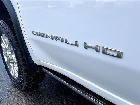 Used 2023 GMC Sierra 3500 Denali w/ Denali Ultimate Package AWD/4WD image 8