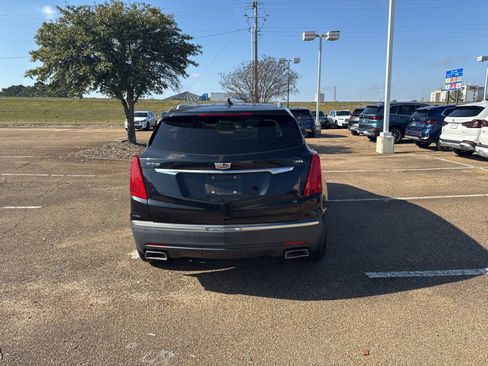 Used 2017 Cadillac XT5 Luxury image 6