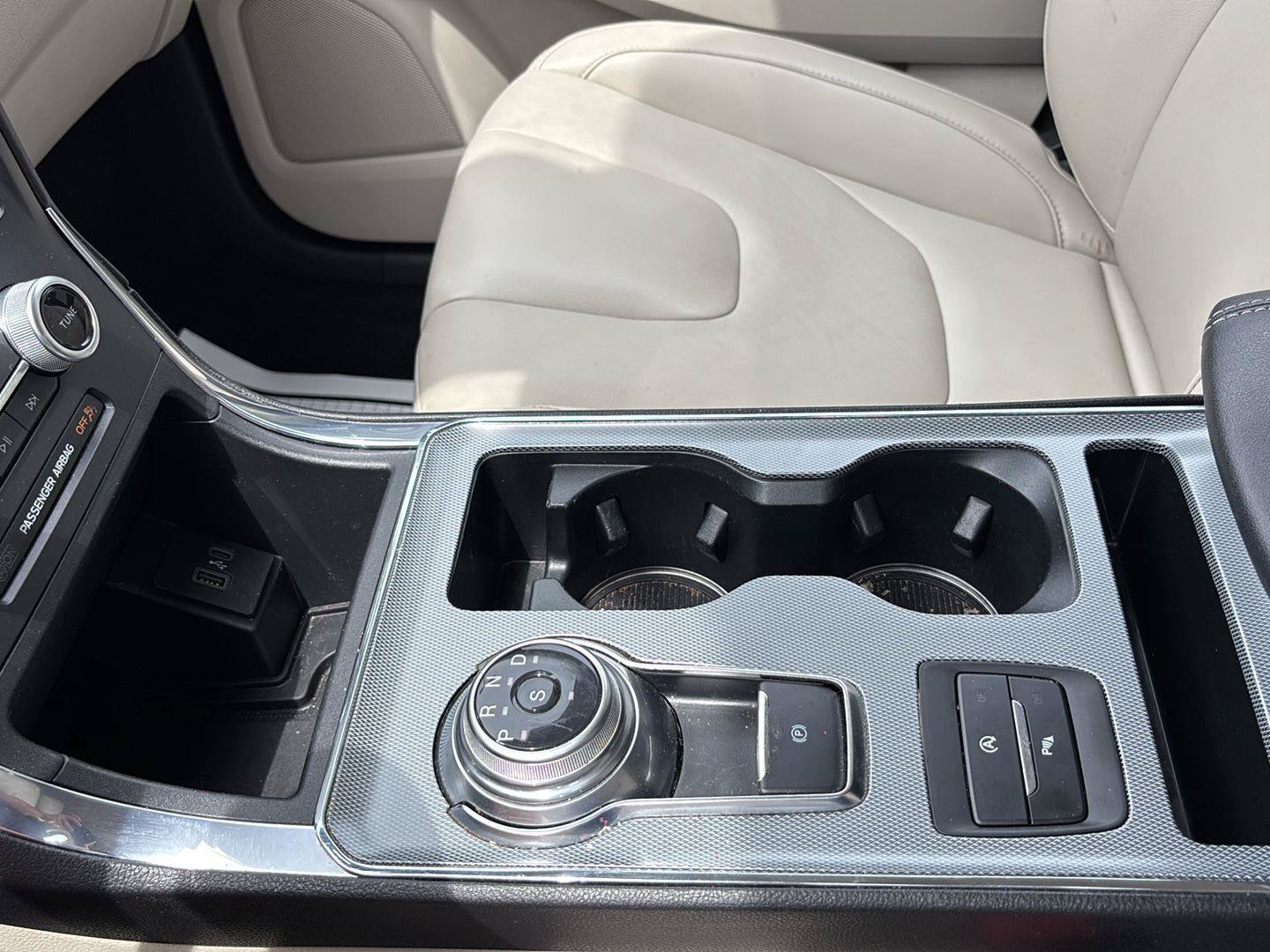 Used 2021 Ford Edge Titanium w/ Cargo Accessory Package FWD image 53