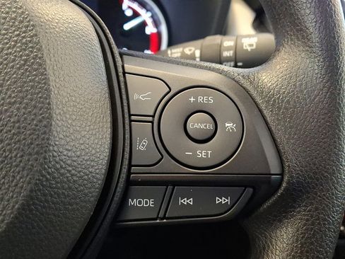 Certified 2025 Toyota RAV4 XLE w/ Convenience Package image 18