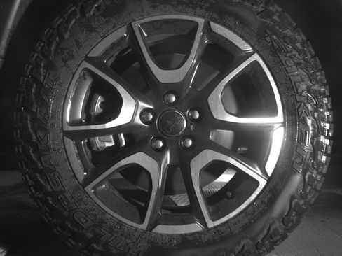 Used 2025 Jeep Compass Trailhawk AWD/4WD image 12