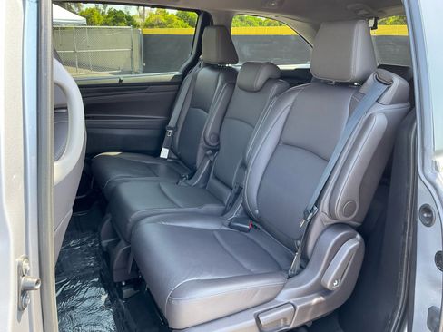 Used 2024 Honda Odyssey EX-L image 19