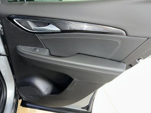 Certified 2023 Buick Envision Preferred w/ Sport Touring Package image 30