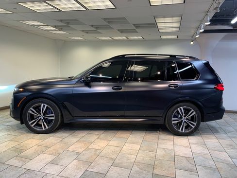 Used 2024 BMW X7 M60i AWD/4WD image 9