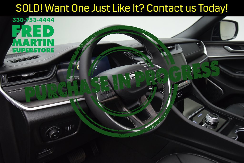 New 2026 Jeep Grand Cherokee L Limited w/ Limited Altitude Package AWD/4WD image 25