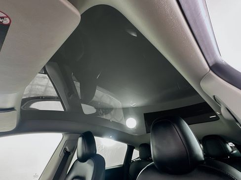 Used 2023 Tesla Model Y Long Range image 25