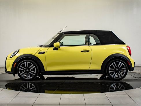 Used 2023 MINI Cooper S w/ Signature Upholstery Package image 6