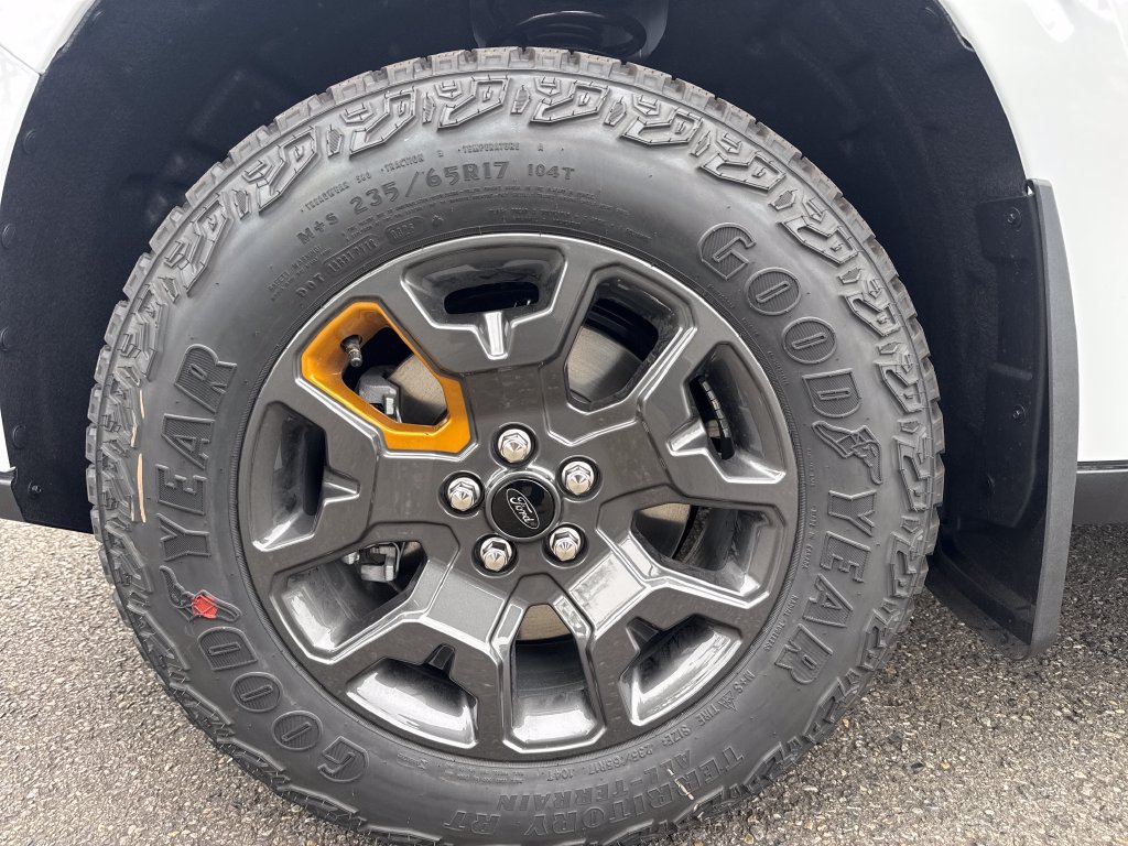 New 2026 Ford Maverick Tremor AWD/4WD image 32