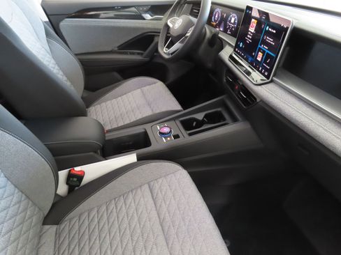 New 2025 Volkswagen Tiguan S image 24