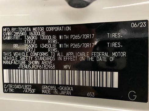 Certified 2023 Toyota 4Runner SR5 Premium w/ Moonroof Package AWD/4WD image 24