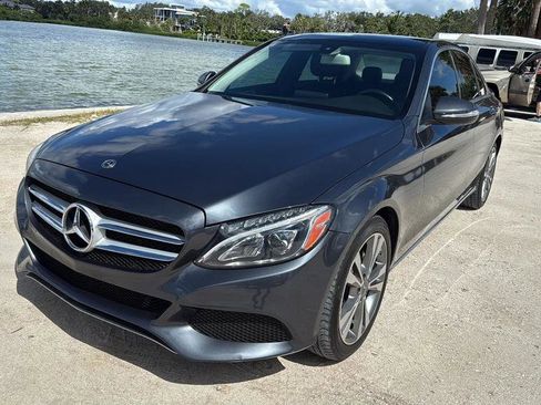 Used 2015 Mercedes-Benz C 300 Sedan image 5