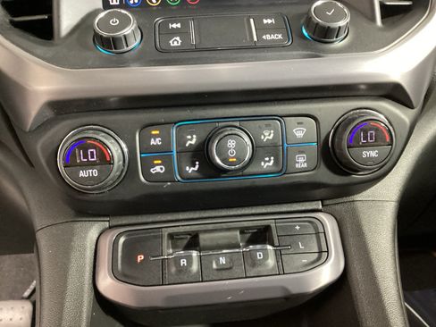 Used 2020 GMC Acadia AT4 w/ Driver Alert Package II AWD/4WD image 26