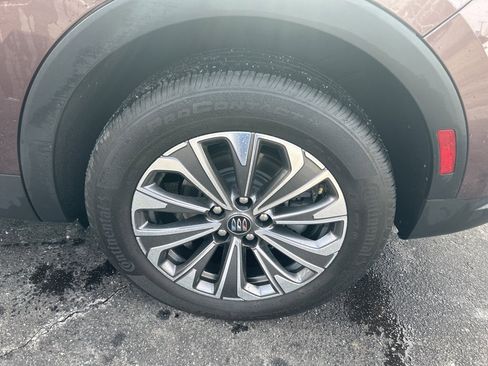 Used 2024 Buick Envision Preferred image 8