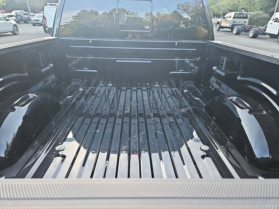 Used 2025 Ford F150 Lariat w/ Equipment Group 502A High AWD/4WD image 22