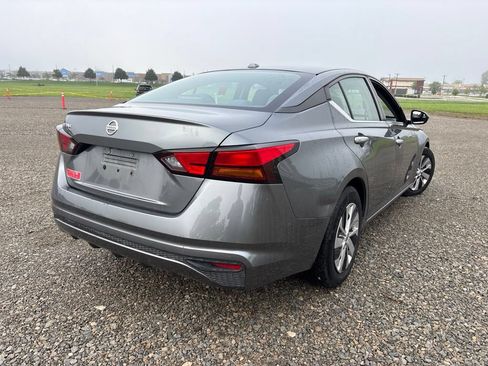 Used 2019 Nissan Altima 2.5 S FWD image 8
