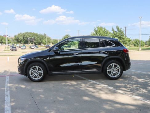 Used 2021 Mercedes-Benz GLA 250 w/ Premium Package image 4