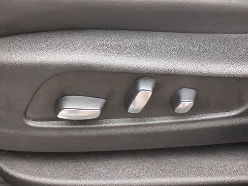 Used 2023 Cadillac XT5 Sportv image 16