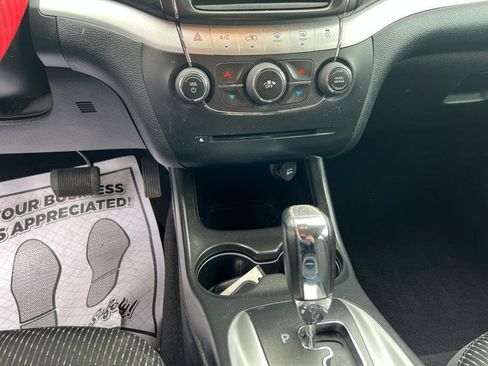 Used 2015 Dodge Journey SE image 22
