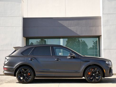 New 2026 Bentley Bentayga Speed image 5
