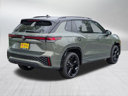 New 2026 Volkswagen Tiguan SE R-Line AWD/4WD image 4