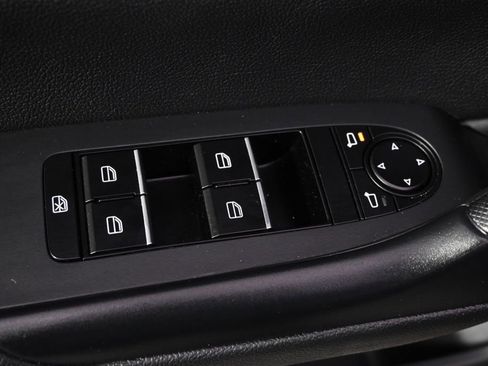 Used 2025 MAZDA CX-50 AWD 2.5 S w/ Premium Package image 23