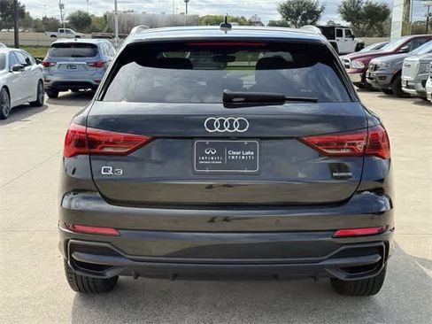 Used 2021 Audi Q3 2.0T Premium Plus w/ Premium Plus Package image 4