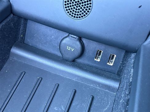 Used 2020 Tesla Model X Performance image 26