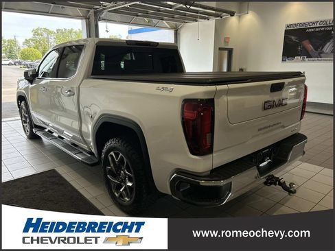 Used 2024 GMC Sierra 1500 SLT w/ SLT Convenience Package AWD/4WD image 5