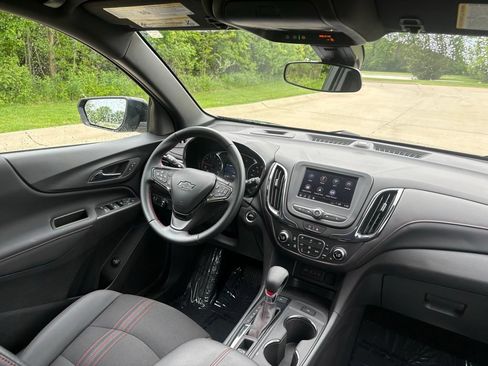 Used 2024 Chevrolet Equinox RS AWD/4WD image 30