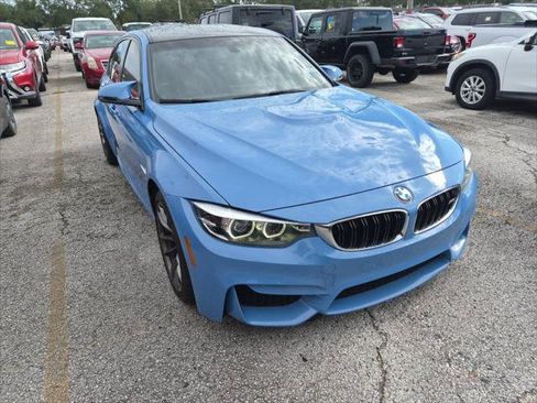 Used 2018 BMW M3 RWD image 11