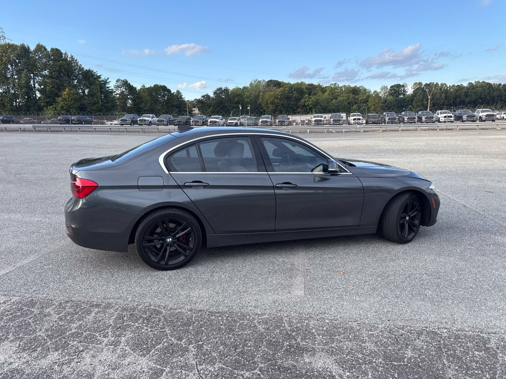 Used 2016 BMW 328i xDrive Sedan w/ Premium Package AWD/4WD image 13