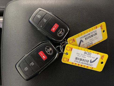 Certified 2024 Toyota Tacoma TRD Sport AWD/4WD image 24