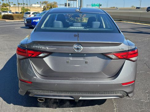 Used 2022 Nissan Sentra SR image 5