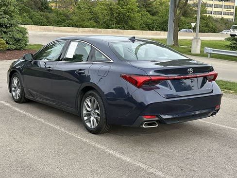 Used 2019 Toyota Avalon XLE w/ Moonroof Package FWD image 29